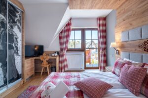 lóżko małżeńskie